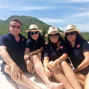 Meet your Posher, Philip